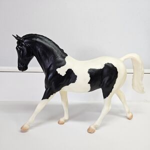 VINTAGE Breyer Horse Keen Warmblood Black Pinto 686 2006